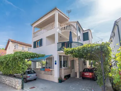 Ferienwohnung für 4 Personen (35 m²) in Vodice 1/10