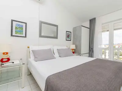 Ferienwohnung für 2 Personen (16 m²) in Vodice 9/10