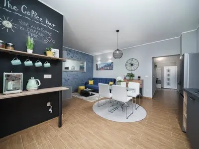 DiningRoom