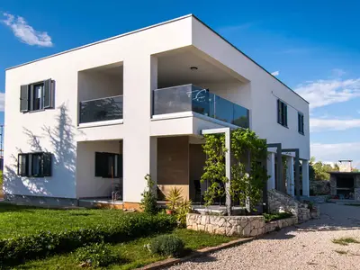 Ferienwohnung für 3 Personen (42 m²) in Vodice 2/10