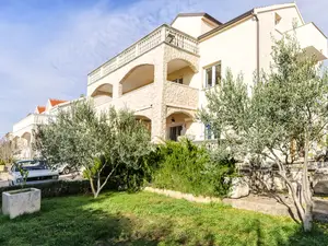 Ferienwohnung für 10 Personen (39 m²) in Vodice