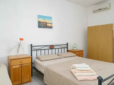 Ferienwohnung für 3 Personen (20 m²) in Vodice 7/10