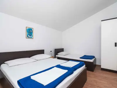 Ferienwohnung für 8 Personen (110 m²) in Vodice 10/10
