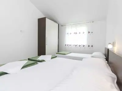 Ferienwohnung für 5 Personen (80 m²) in Vodice 8/10