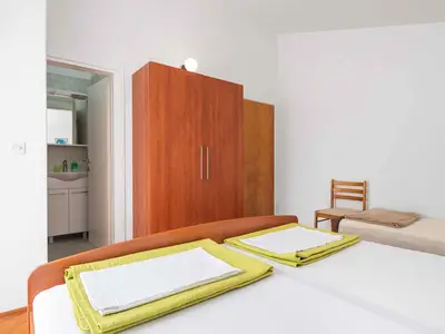 Ferienwohnung für 8 Personen (110 m²) in Vodice 4/10