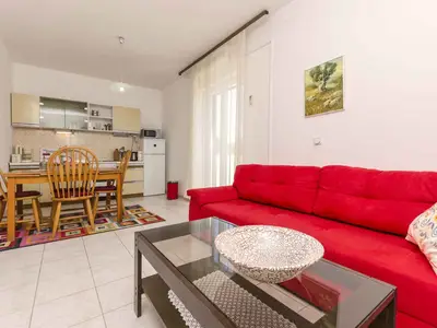 Ferienwohnung für 5 Personen (60 m²) in Vodice 1/10