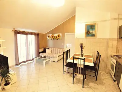 Ferienwohnung für 5 Personen (70 m²) in Vodice 8/10