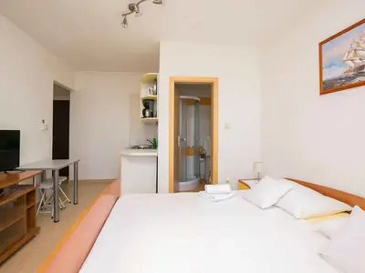 Ferienwohnung für 2 Personen (16 m²) in Vodice 7/10