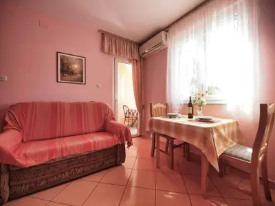 Ferienwohnung für 2 Personen (30 m²) in Vodice 4/10