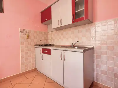 Ferienwohnung für 2 Personen (30 m²) in Vodice 6/10