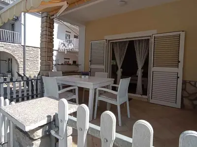 Ferienwohnung für 4 Personen (62 m²) in Vodice 2/10