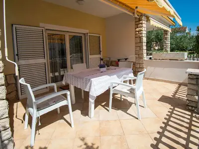 Ferienwohnung für 4 Personen (62 m²) in Vodice 3/10