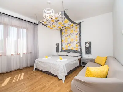 Ferienwohnung für 3 Personen (50 m²) in Vodice 6/10