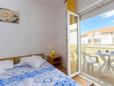 Ferienwohnung für 2 Personen (30 m²) in Vodice 9/10