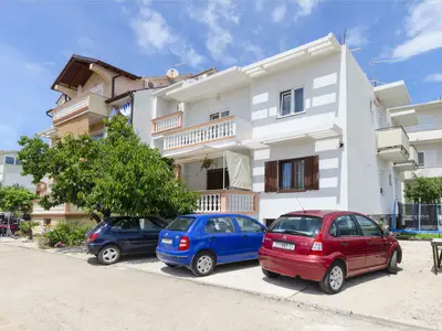 Ferienwohnung für 2 Personen (24 m²) in Vodice 1/10