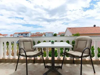 Ferienwohnung für 3 Personen (35 m²) in Vodice 4/10