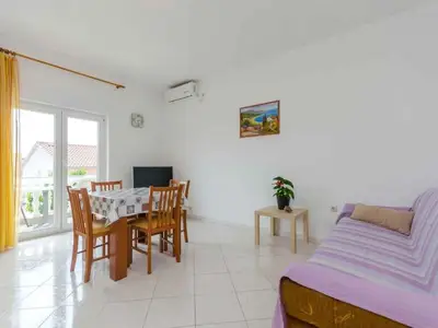 Ferienwohnung für 3 Personen (35 m²) in Vodice 7/10