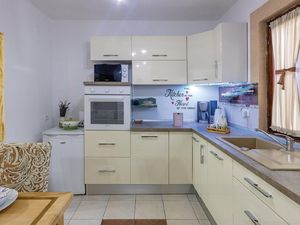 22935285-Ferienwohnung-4-Vodnjan-300x225-2