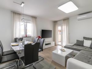 23737736-Ferienwohnung-6-Vodnjan-300x225-1