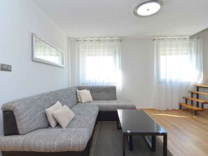 23771550-Ferienwohnung-6-Vodnjan-300x225-1