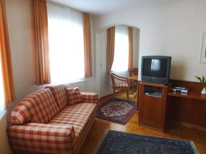 23838111-Ferienwohnung-2-Vogtsburg-300x225-5