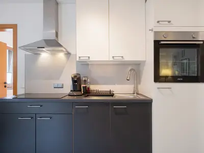 KITCHEN, INSIDE