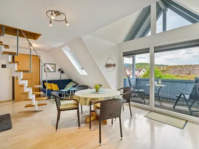 Photo, INSIDE, OUTSIDE