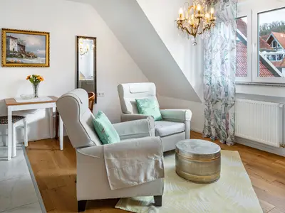 Photo, INSIDE, OUTSIDE