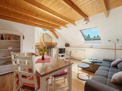 Photo, INSIDE, OUTSIDE