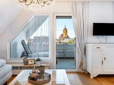 Photo, INSIDE, OUTSIDE