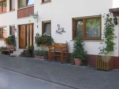 Ferienwohnung für 3 Personen (48 m²) in Kirchlotheim 1/10