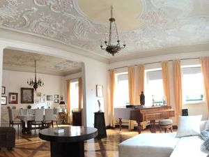 19505891-Ferienwohnung-5-Volkach-300x225-1