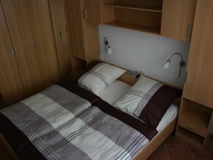 19505771-Ferienwohnung-3-Volkach-300x225-5