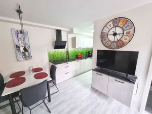 23292797-Ferienwohnung-4-Volkach-300x225-5