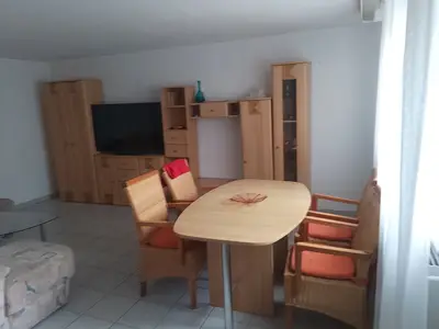 Wohn- Esszimmer Ansicht 1