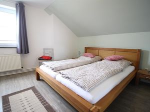 22109273-Ferienwohnung-5-Vollerwiek-300x225-3