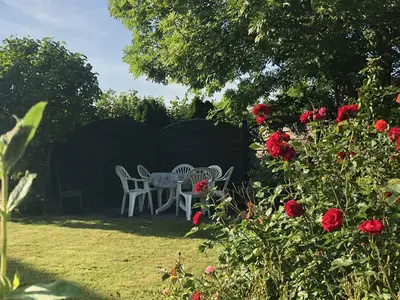 Garten mit Blick zum Seedeich