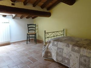 23287568-Ferienwohnung-3-Volterra-300x225-4