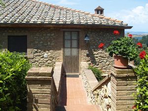 23287571-Ferienwohnung-4-Volterra-300x225-5