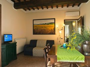 23079693-Ferienwohnung-6-Volterra-300x225-2