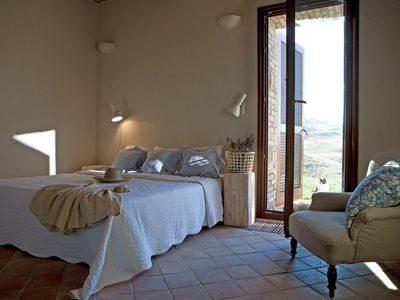 TUSCANY FOREVER RESIDENCE VILLA VI TERRA GROUND FLOOR APARTMENT boutique holiday rental.