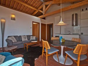 18030937-Ferienwohnung-4-Volterra-300x225-2