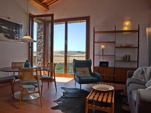 TUSCANY FOREVER RESIDENCE VILLA LIBERTA FIRST FLOOR APARTMENT boutique holiday rental in Volterra 