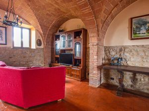 23762065-Ferienwohnung-4-Volterra-300x225-2