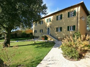 24029397-Ferienwohnung-4-Volterra-300x225-2