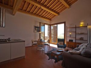 18030937-Ferienwohnung-4-Volterra-300x225-0