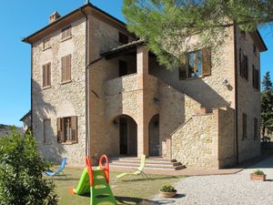 23849402-Ferienwohnung-4-Volterra-300x225-0