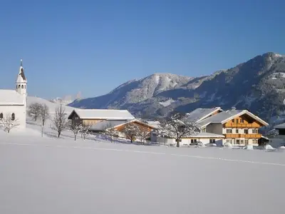 Hausansicht Winter