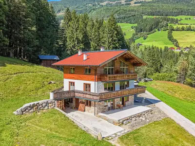 Außenseite Ferienhaus [Sommer]