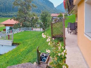 23822609-Ferienwohnung-4-Vorderthiersee-300x225-5